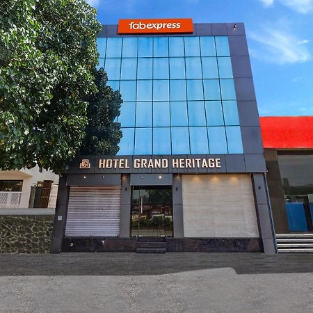 Fabhotel Grand Heritage - Nr Bkc Мумбаи Экстерьер фото